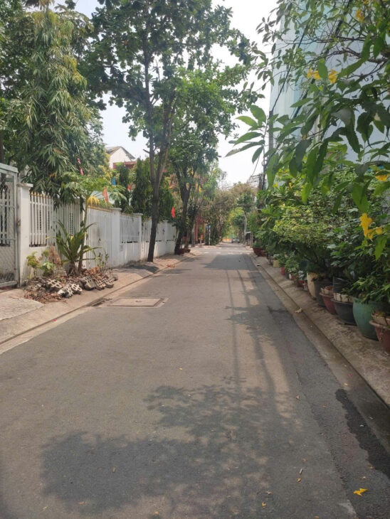 BÁN CHDV – MT QUẬN 7 – 5 TẦNG – 9PN – 9WC NGỎ VÀO 10M – GIÁ 13,7 TỶ