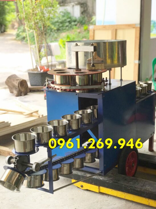 Máy đóng bầu đất ươm cây Turbo TBN28 cho vườn cây giống