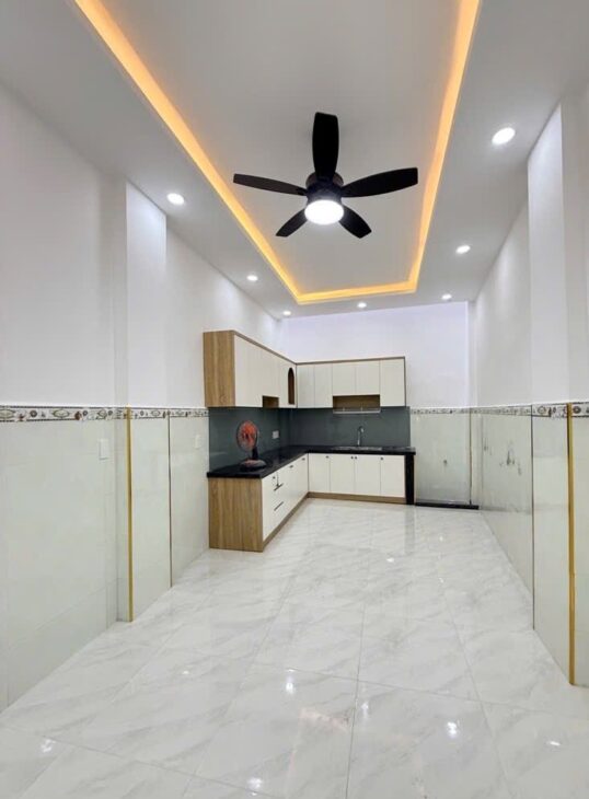 TRẦN XUẤN SOẠN, NHỈNH 3TỶ, DTSD 60M2, VÀI BƯỚC RA MẶT TIỀN, GẦN LOTTE.