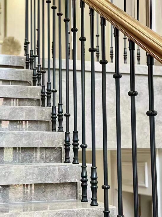 Tôi chủ nhà cho thuê Nhà KD, VP, Nhà Hàng,vỉa hè, 98m2- 5T, Phố Giảng Võ_30 Tr
