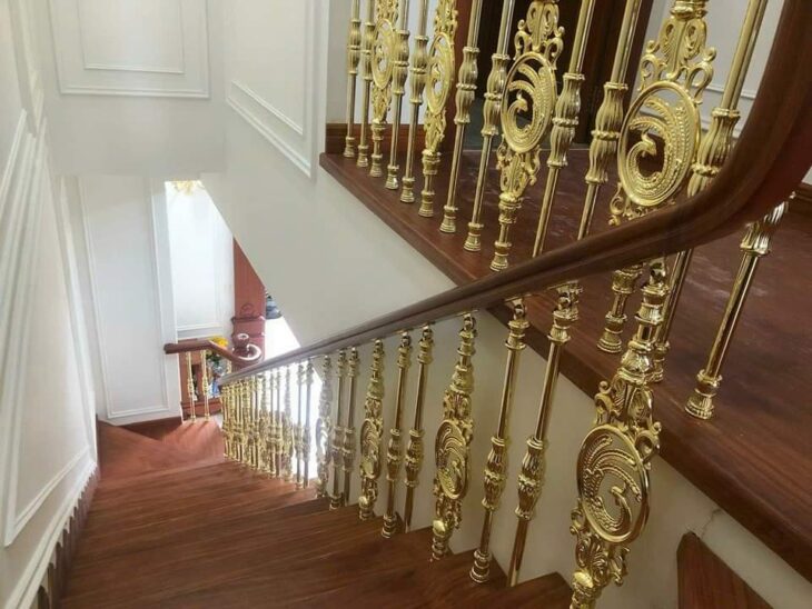 Mình cho thuê nhà mới, hai mặt tiền, Thụy Khuê, 106m2x 4T vỉa hè 31 Tr
