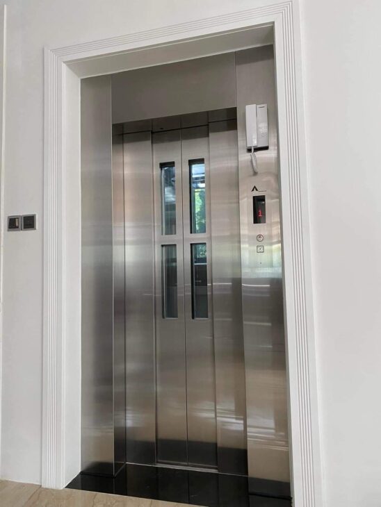 Mình cho thuê nhà đẹp, căn góc, Nguyễn Thị Định, 91m2x 4T vỉa hè 29 Tr