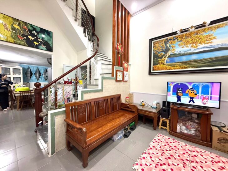 Bán nhà Vũ Tông Phan – Ngõ nông rộng- Cách ô tô vài bước chân- 50m2