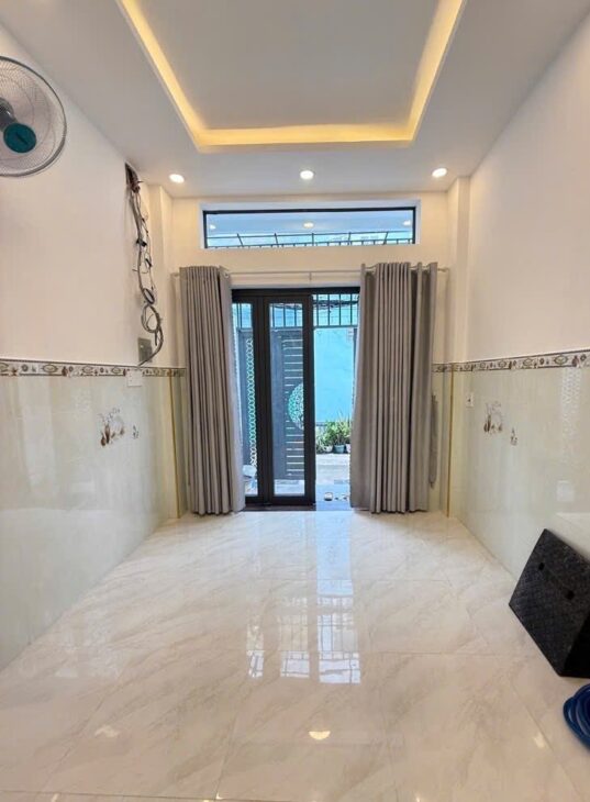 TRẦN XUẤN SOẠN, NHỈNH 3TỶ, DTSD 60M2, VÀI BƯỚC RA MẶT TIỀN, GẦN LOTTE.