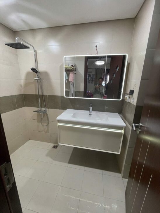 Nhà tôi cho thuê nhà mới, hai cửa đi, Bách Khoa, 99m2x 5T vỉa hè 30 Tr