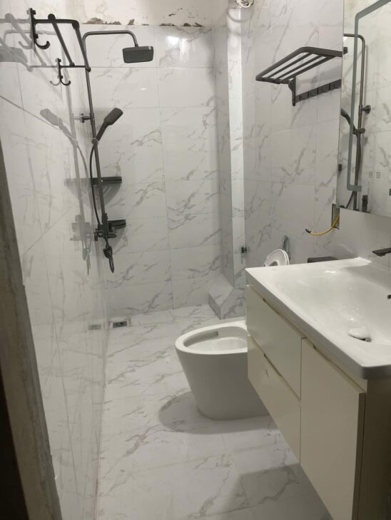 Nhà tôi cho thuê nhà hai cửa đi, mới,vỉa hè, 114m2- 4T, Phố Đào Tấn_44 Tr