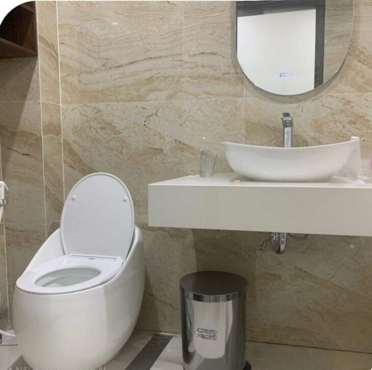 Nhà mình cho thuê Nhà VP, Nhà Hàng, KD, Phố Thái Hà; vỉa hè 114m2* 5T- 45 Tr