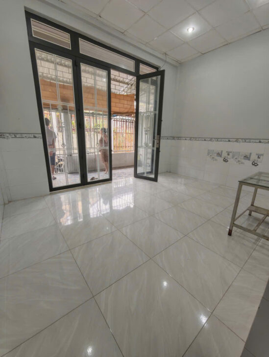 65. Nhà 3,8 triệu 2 phòng ngủ Cồn Khương