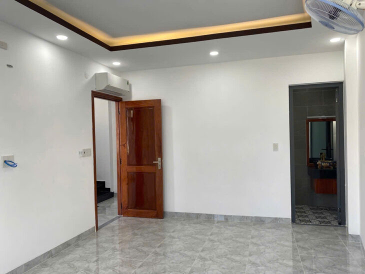 CHO THUÊ NHÀ MỚI MẶT TIỀN GẦN ĐẠI HỌC NHA TRANG, PHƯỜNG BẮC NHA TRANG.