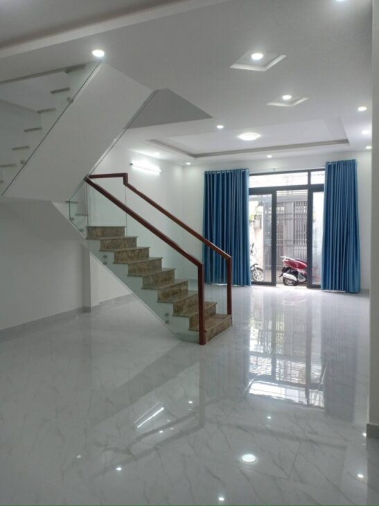 Bán nhà 2 tầng, 56m², 2PN, 2WC, Q.9, 4.85 tỷ, sổ hồng