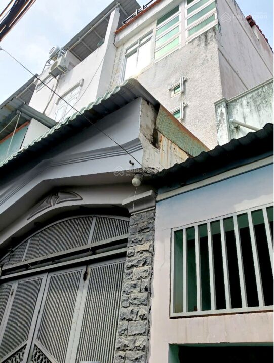 BÁN NHÀ Cây trâm NGAY CÔNG VIÊN LÀNG HOA, P8, GÒ VẤP. Nhà kiên cố ở ngay, 45m2 trệt 3 lầu, 4,39 tỷ