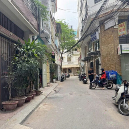 PHÂN LÔ PHỐ NGUYÊN HỒNG, ĐỐNG ĐA – VỊ TRÍ ĐẸP – Ô TÔ TRÁNH – MT RỘNG