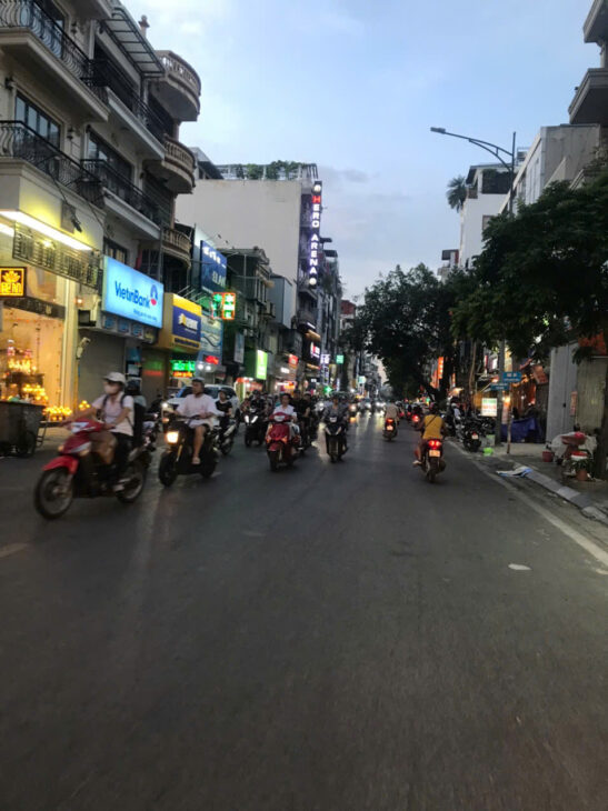 .VIP – SIÊU HIẾM – TT HUYỆN THANH TRÌ PHÂN LÔ QUÂN ĐỘI, KINH DOANH, Ô TÔ TẢI TRÁNH, VÀO NHÀ 66m HƠN