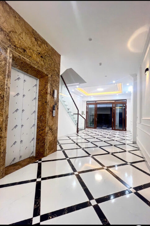 LỪNG LỮNG – KIÊU SA – LEXUS VÀO NHÀ – GARA – THANG MÁY. TT SẦM UẤT 100m2/ 6 TẦNG CHỈ HƠN 11 TỶ.