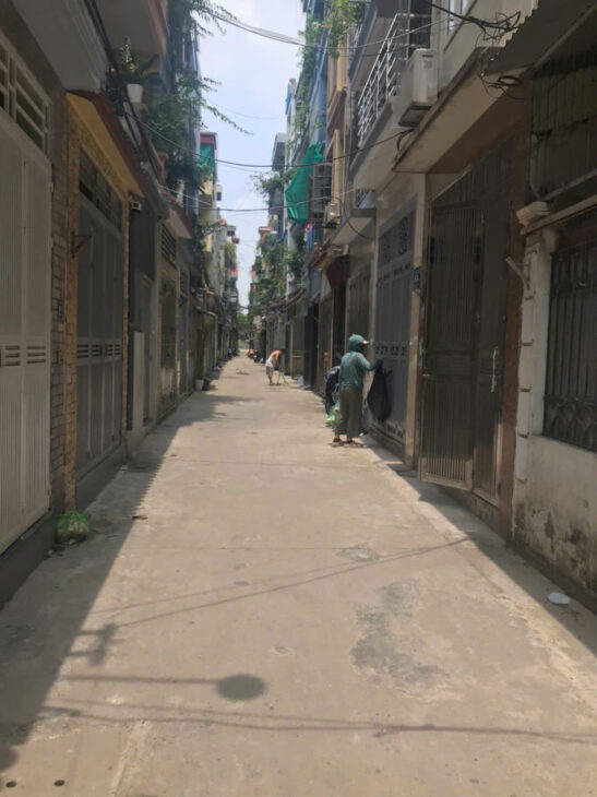 TRUNG TÂM HUYỆN THANH TRÌ 40m2 / 6 TẦNG CHỈ 5 TỶ