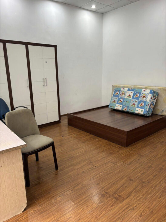 CHO THUÊ NGÕ PHÂN LÔ PHỐ LÊ TRỌNG TẤN – THANH XUÂN – 120M2, 3 TẦNG, Ô TÔ VÀO NHÀ – 25TR/THÁNG