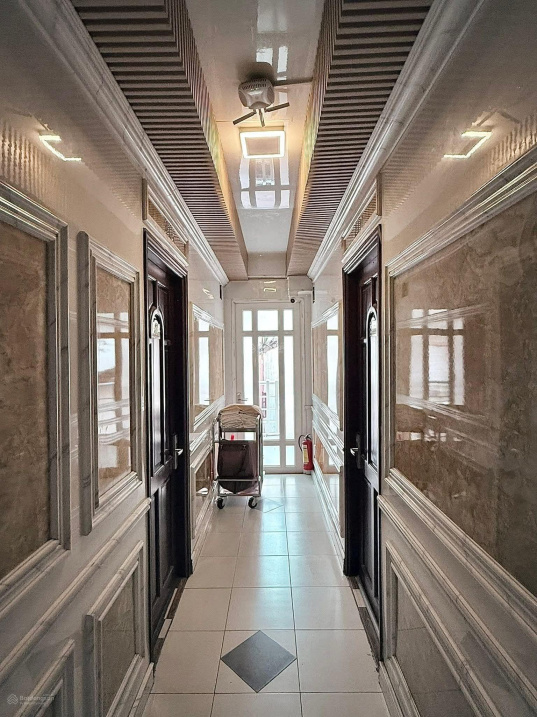 Bán Tòa Nhà Khách Sạn 8 Tầng, 27 phòng khách sạn – Nguyễn Thái Bình, Tân Bình