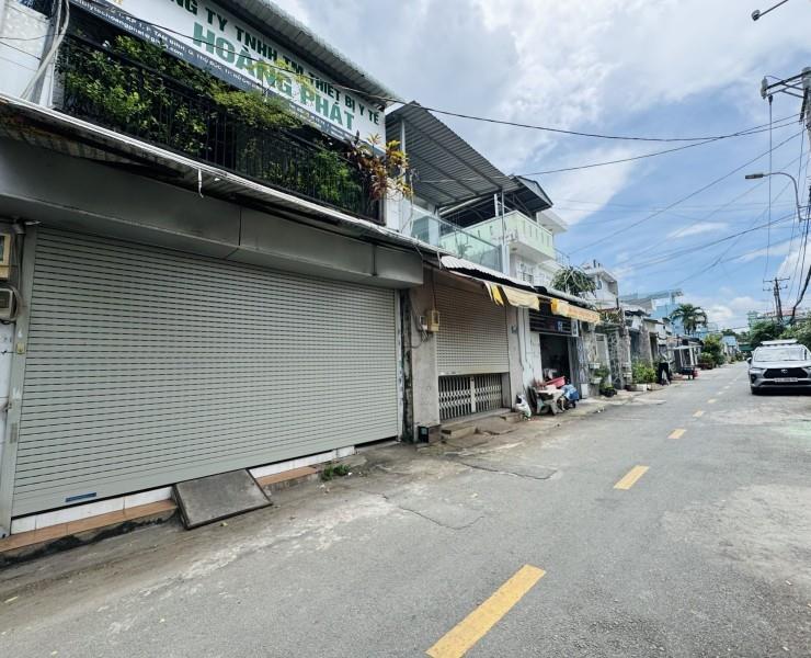 Mặt tiền đường số 1, P Tam Bình 122m2 ngang gần 5m giá 7.5 tỉ sổ vuông