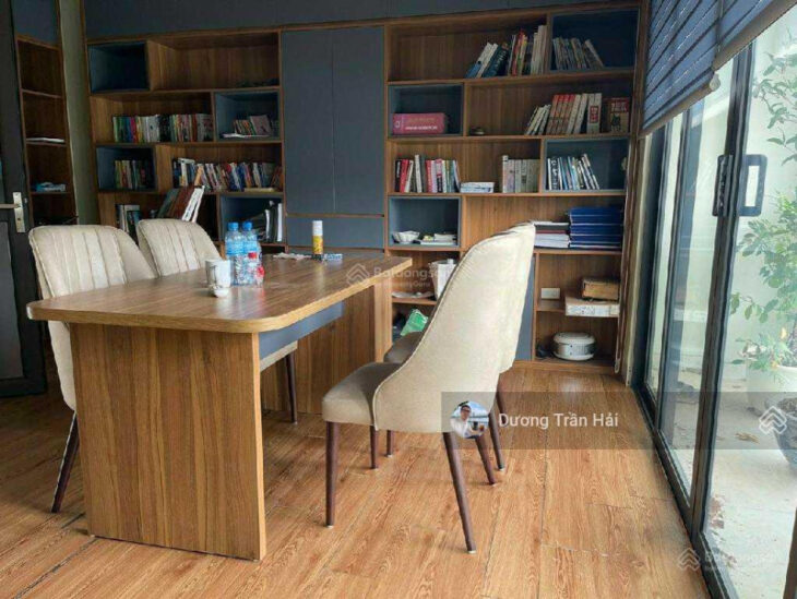 Bán nhà mặt phố Nguyễn Đình Hoàn DT 110m2 – MT 7m3 – 35 tỷ – KD VP