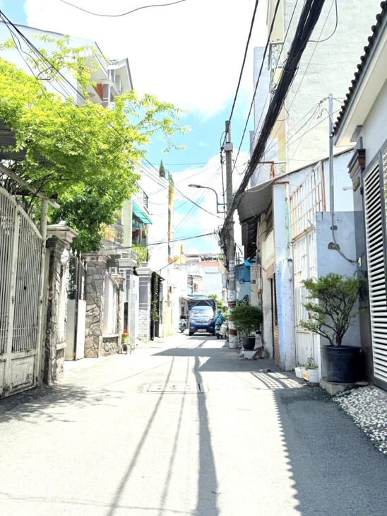 Chỉ 7.49 Tỷ TL! NHÀ 2 MẶT HẺM XE TẢI – 90M², 3 Tầng – SẴN DÒNG TIỀN 204TR/NĂM