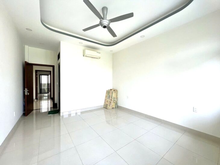 Chỉ 7.29 Tỷ TL! 64M² 3 Tầng, Ô TÔ Ngủ trong nhà, Lê Văn Thọ Gò Vấp!