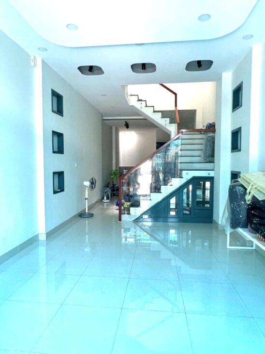 Chỉ 7.29 Tỷ TL! 64M² 3 Tầng, Ô TÔ Ngủ trong nhà, Lê Văn Thọ Gò Vấp!