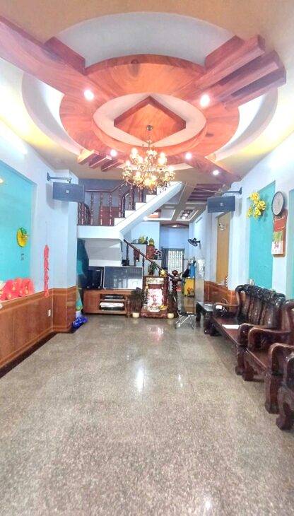 Chỉ 6.xxTỷ TL! Bán Nhà Gò Vấp Gần Emart 2, DT 68M² – 4 Tầng/4pn, Ô TÔ NGỦ TRONG NHÀ!