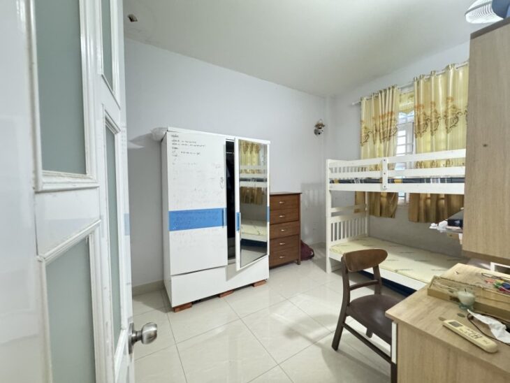 Bán nhà 77m², 2 tầng, 3PN, Q.9, 4.7 tỷ, sổ hồng