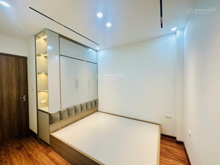 Bán nhà Kim Giang-48mx 5T,ngõ oto,nhà mới,đẹp,full đồ,ở luôn,giá 7.85 tỷ,sđcc