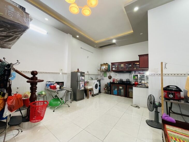 Bán nhà 70m2, 2 tầng, 3PN, 2WC, Linh Xuân, Thủ Đức – 5.15 tỷ