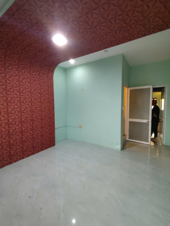 66. Nhà 2 mặt tiền 5 triệu 2 phòng ngủ Phạm Ngọc Hưng lộ 4m