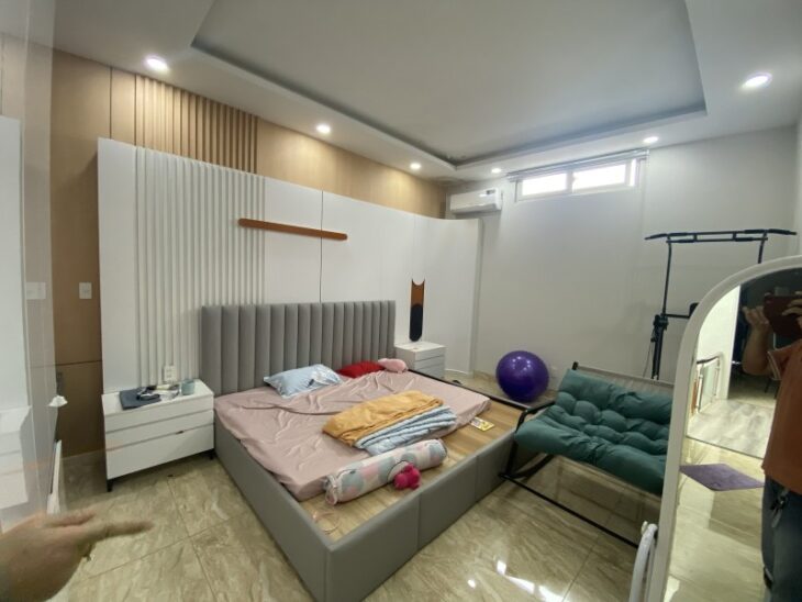 Bán nhà 3 tầng, 4PN, 5WC, 68m², 8.15 tỷ, Q.9, sổ hồng