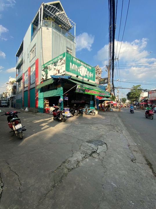 Bán tòa nhà lô góc 2 mặt tiền Linh Xuân, Thủ Đức – 132m² (5.3x25m), 4 tầng, thu nhập 60tr/tháng,