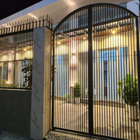 BÁN NHÀ MỚI XÂY CẠNH BIỂN THU NHẬP TIỀN 50 TRIỆU/THÁNG, BẮC NHA TRANG