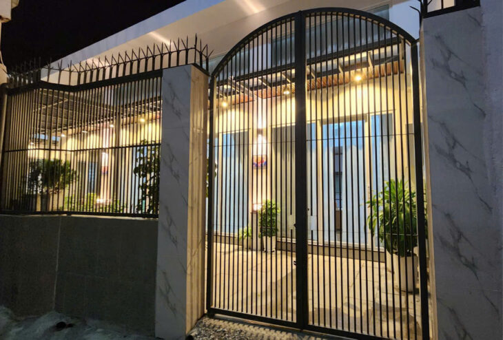 BÁN NHÀ MỚI XÂY CẠNH BIỂN THU NHẬP TIỀN 50 TRIỆU/THÁNG, BẮC NHA TRANG