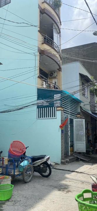 Bán nhà 2MT HXH Dương Quảng Hàm, P. 5, 4x20m, 4 tầng, chỉ 9.8 tỷ