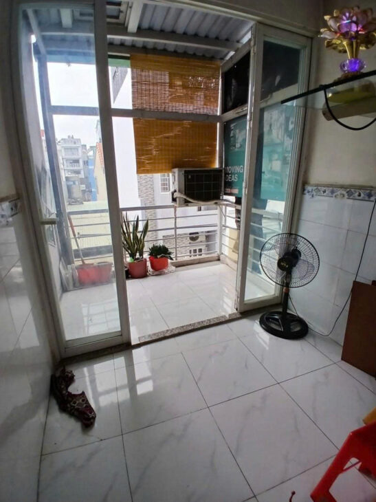 ???????? TT QUẬN 10 GIÁ SỐC HƠN 3 TỶ- 4 LẦU BTCT – 3 PHÒNG NGỦ- HXH THÔNG!-CÓ BANCON ????