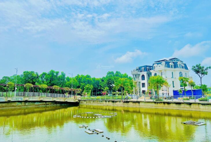 Cần bán căn SHOPHOUSE trục đường BT Hải Hòa, Nghi Sơn rộng 34m, Kinh doanh cực tốt. LH 0969 346 836
