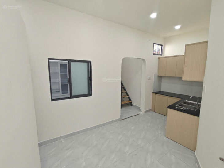 Cần bán gấp nhà hẻm Phương Sài – Full thổ cư, giá cực tốt