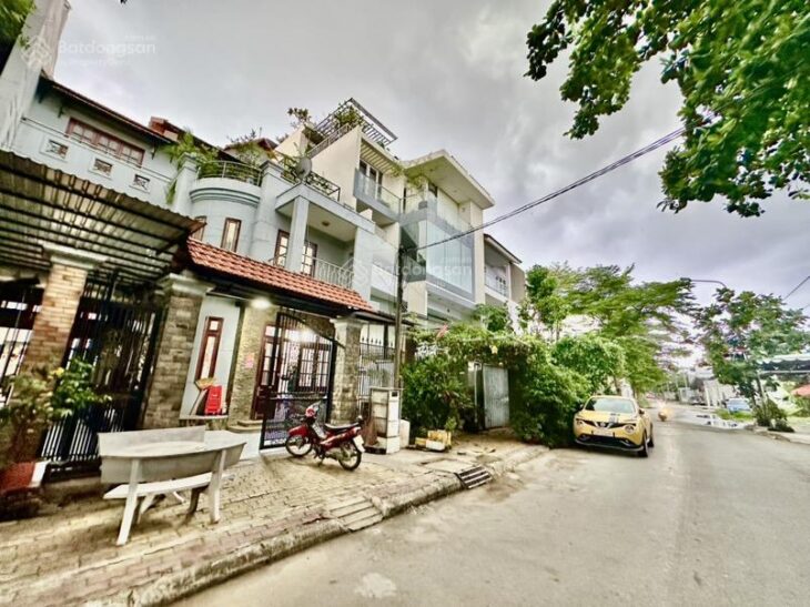 BÁN NHÀ MT ĐƯỜNG BÁT NÀN, Q2. NGAY TRUNG TÂM HÀNH CHÍNH,NGANG LỚN 9M. GIÁ CHỈ NHỈNH 26 TỶ