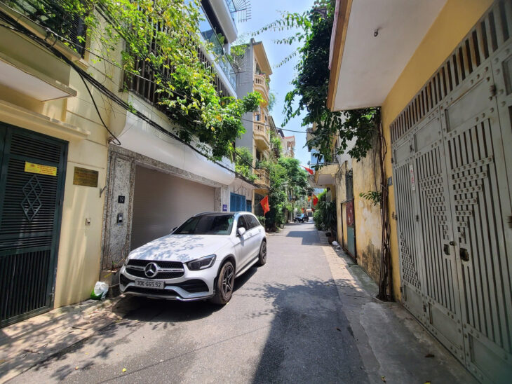 BÁN NHÀ PHÂN LÔ YÊN LẠC, HAI BÀ TRƯNG – 71M² x 4T – MT 5.4M – Ô TÔ TRÁNH – KINH DOANH – GIÁ 21.2 TỶ