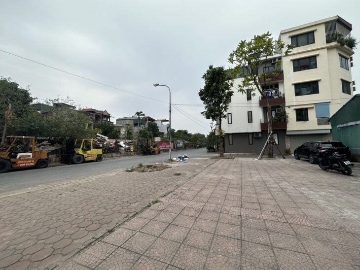 NGUYỄN VĂN CỪ,LONG BIÊN 11.5 tỷ 50m MẶT TIỀN 5m NGÕ Ô TÔ,NHÀ C4 CŨ