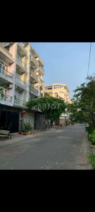 Bán đất gần Sân Bay, Đường Vườn lài, Quận 12, DT 5 x18, Đường 8m, giá 6,1 tỷ