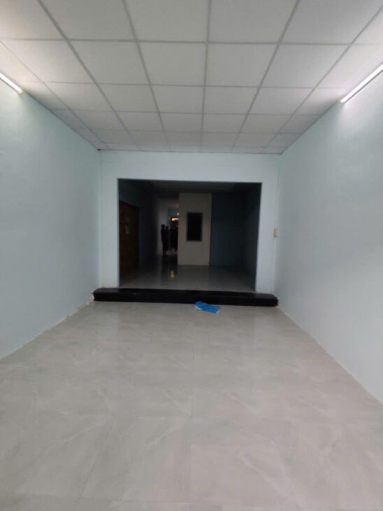 66. Nhà 2 mặt tiền 5 triệu 2 phòng ngủ Phạm Ngọc Hưng lộ 4m