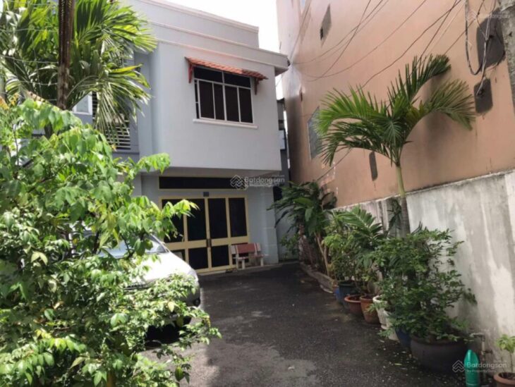 Bán nhà có sân rộng HXH Lê Quang Định, Phường 11, Bình thạnh. Dtkv 316m2, Giá chỉ 21.2 tỷ