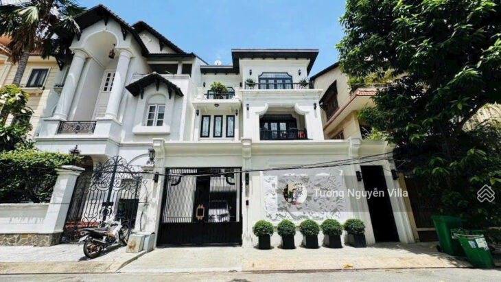 Bán villa đẹp 216/3/19 Nguyễn Văn Hưởng, Phường Thảo Điền, Quận 2 10x20m2