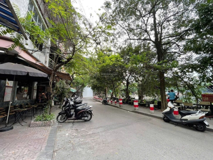 BÁN NHÀ MẶT HỒ VĂN CHƯƠNG, ĐỐNG ĐA – 62M² x 7T THANG MÁY – DT 720TR/NĂM – GIÁ 36.5 TỶ