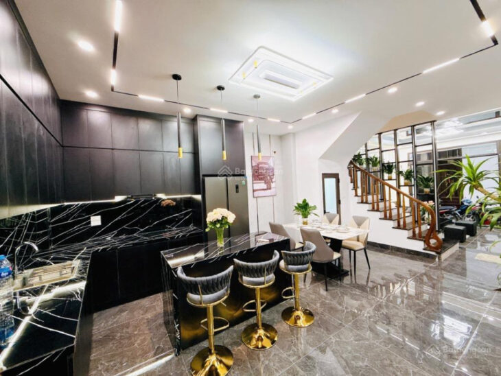 Bán nhà Đại Kim dt 45m2 x 4T,nhà cực thoáng, ngõ nông, đẹp, ở luôn, giá 7.2 tỷ, ngõ oto