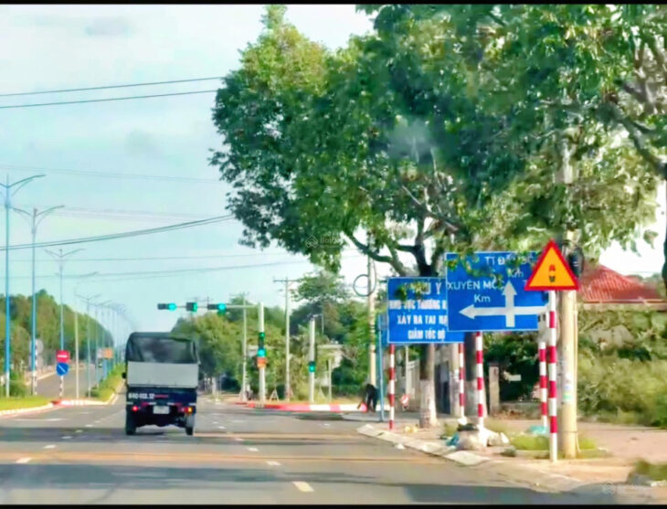 Đất nền ngay KCN Đá Bạc, Đất Đỏ, tp. Hồ Chí Minh sổ sẵn có thổ cư