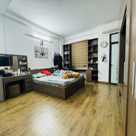NHÀ ĐẸP HẠ ĐÌNH – NỘI THẤT XỊN SÒ – DT 30m2 5 tầng mặt tiền 4.3m Giá 7.6 tỷ